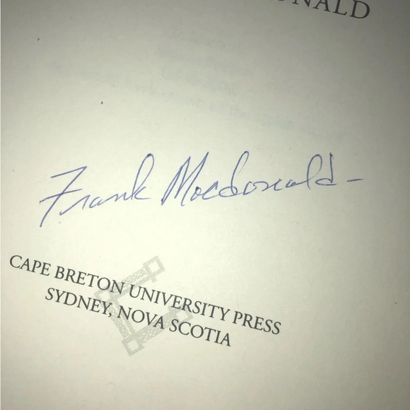 5/$25 Tinker & Blue Novel by Frank Macdonald 2014 SIGNED Nova Scotia Cape Breton - Picture 6 of 9